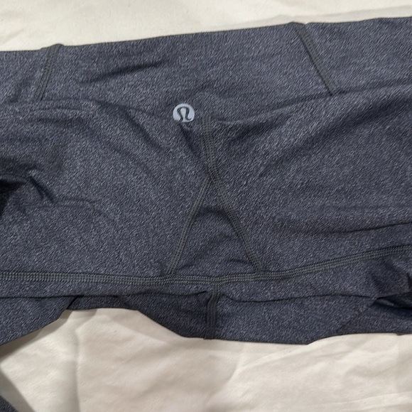 Lululemon Train Times 7/8 Pant *25" Size 6 - Picture 4 of 6